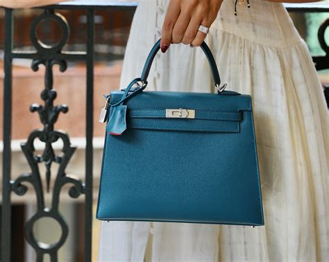 hermes kelly in amber|hermes kelly family.